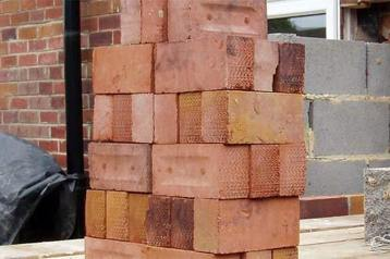 The £1,000 a week bricklayer:  Is this a true reflection?
